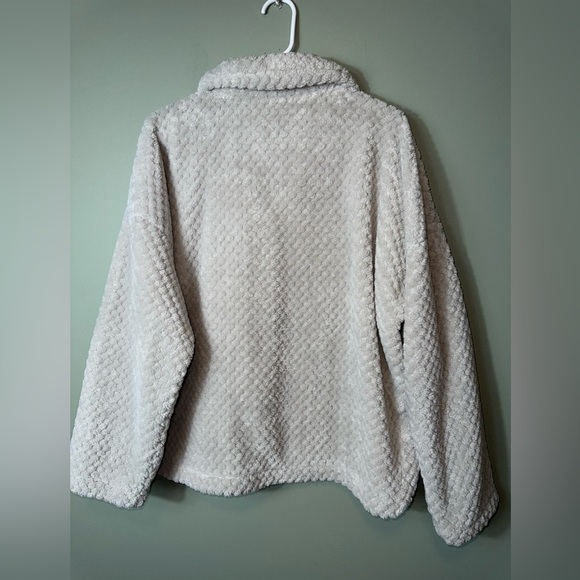 Simply Southern Women’s Fleece Snap Front Closure Shacket Size XL Beige - Picture 5 of 5